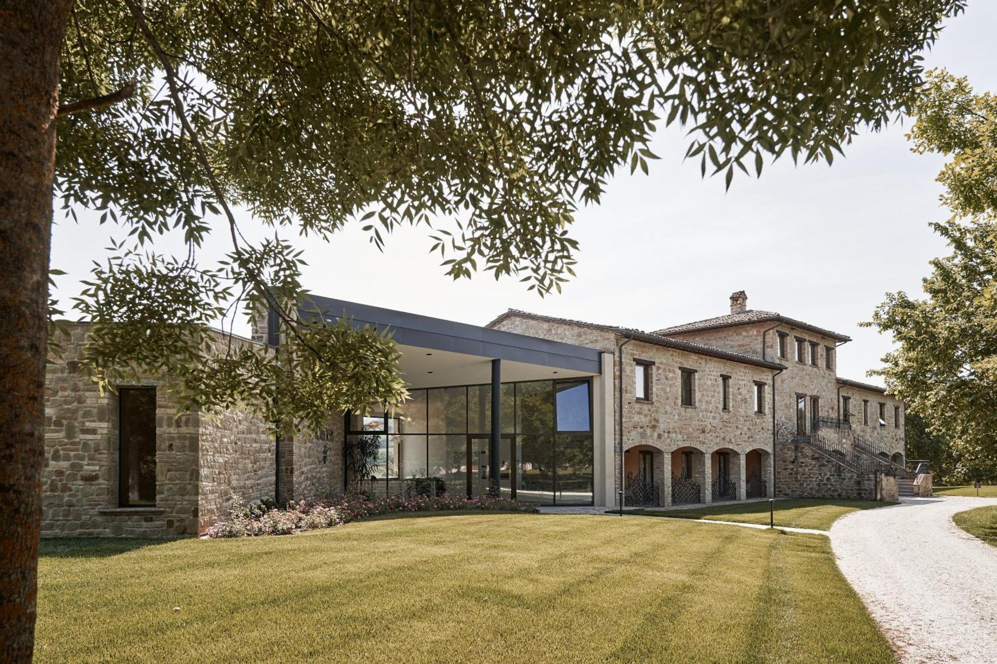 Borgo Lanciano Hotel Castelraimondo Eksteriør billede