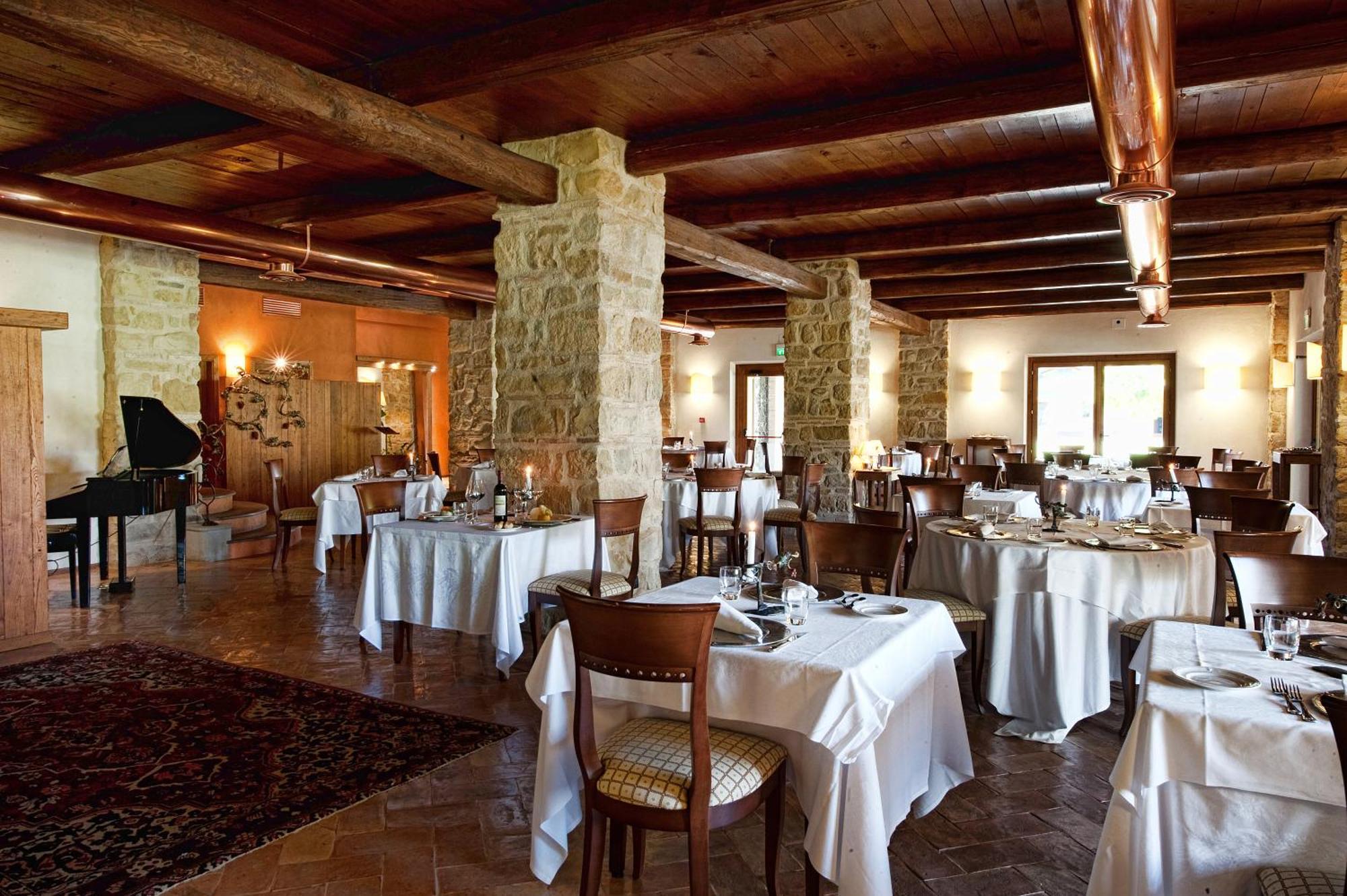 Borgo Lanciano Hotel Castelraimondo Eksteriør billede
